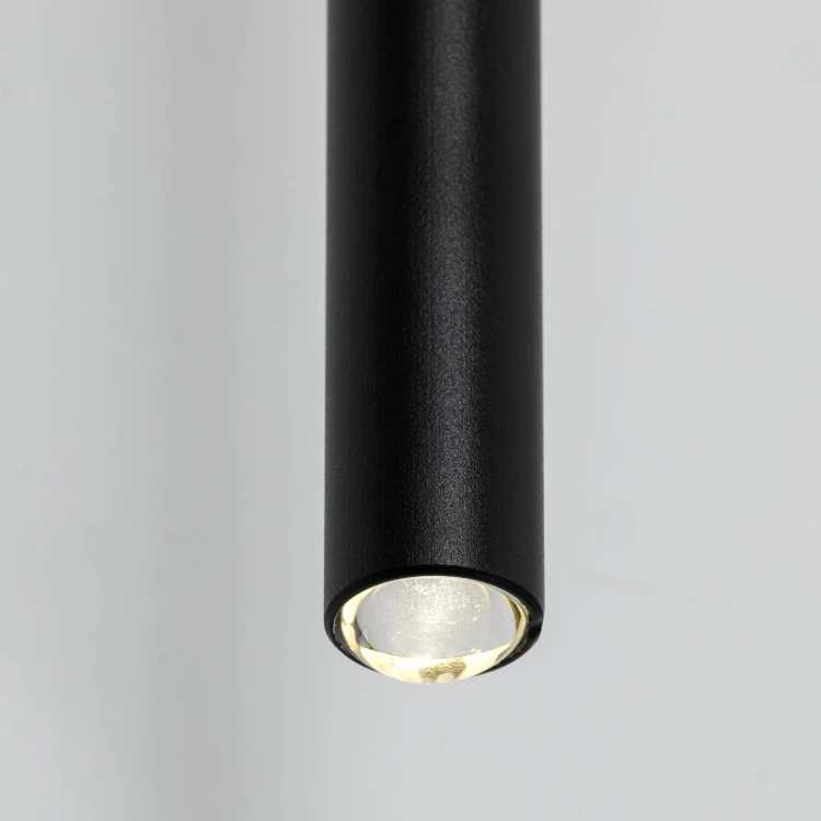 5397_FOKUS_BLACK_D.jpg