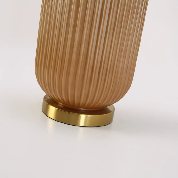 lampa-biurkowa-tamiza-duza-1xe27-zlota-lp-1515-1t-big-gold-10.jpg