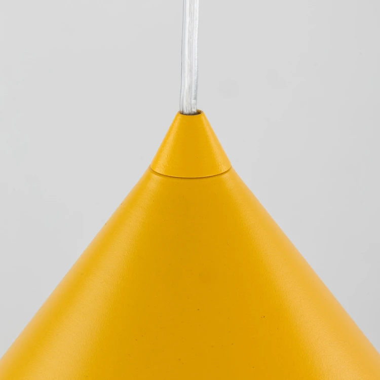 10090_CONO_YELLOW_D.jpg