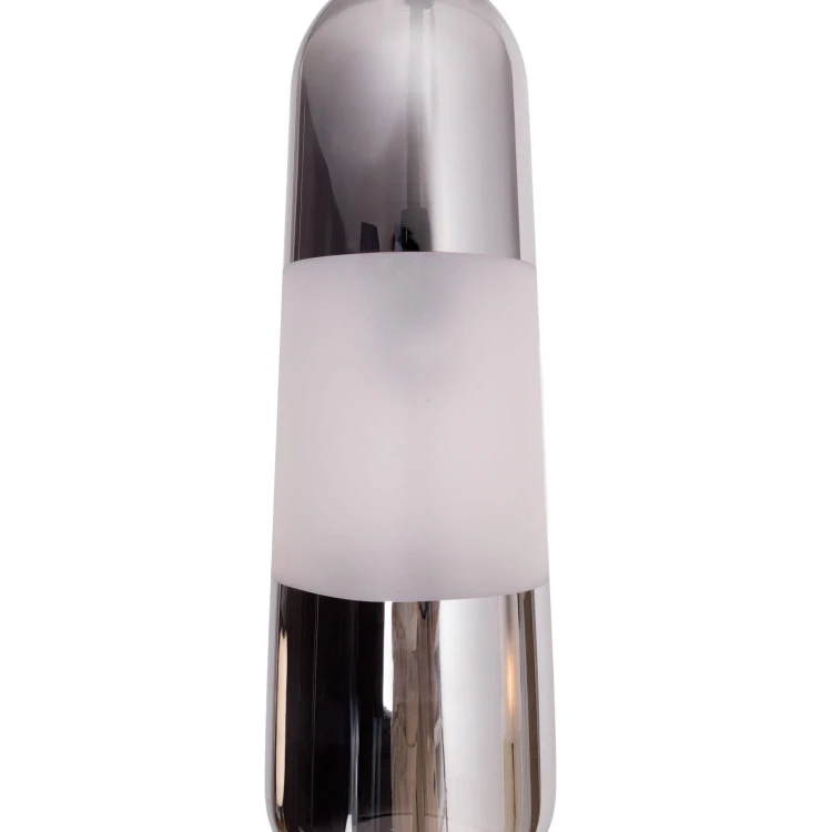 uhe28lP0590-2.jpg