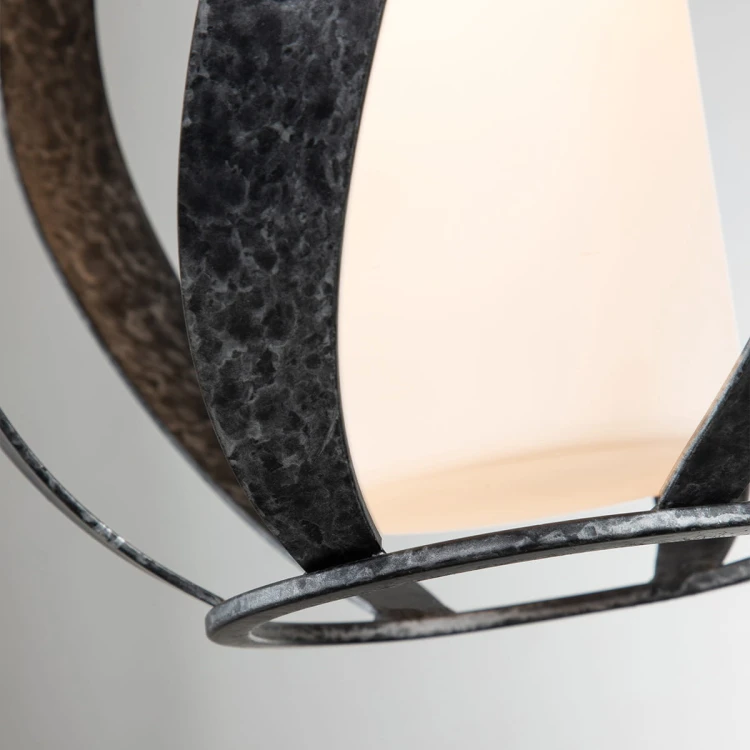 qn-blacksmith1-obk_detail2.jpg
