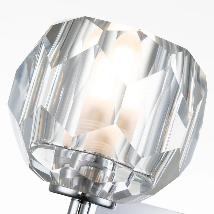 qn-regalia1-pc-bath_detail1.jpg