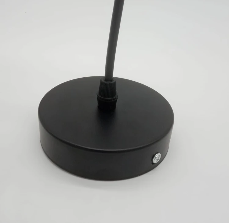 pol_po_Lampa-wiszaca-LOVE-BOMB-szara-25-cm-79_6.jpg