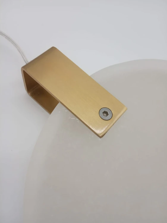 pol_po_Lampa-wiszaca-MARBLE-LED-marmurowo-zlota-30-cm-224_7.jpg