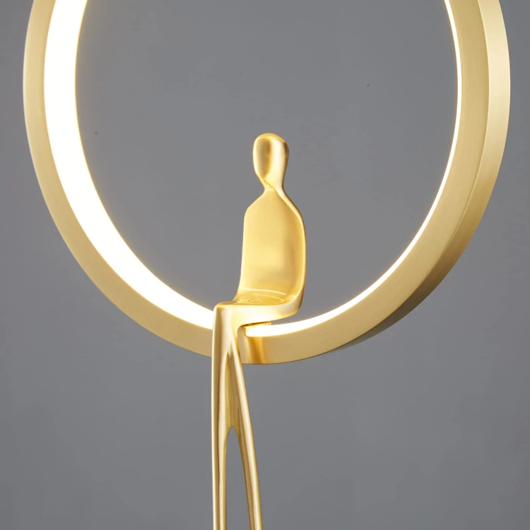 pol_po_Lampa-wiszaca-AMICI-led-zlota-27-cm-899_7.jpg