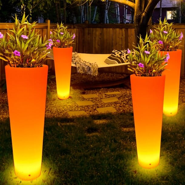 pol_po_Lampa-ogrodowa-donica-FLOWER-POT-XL-LED-RGBW-16-kolorow-115-cm-1019_3.jpg