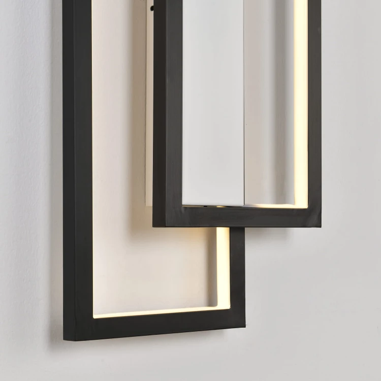 pol_po_Lampa-scienna-SYMMETRY-200-LED-czarna-200-cm-1220_5.jpg