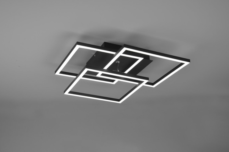 R62883132_3.jpg