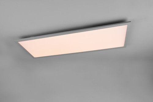 R62868087_2.jpg