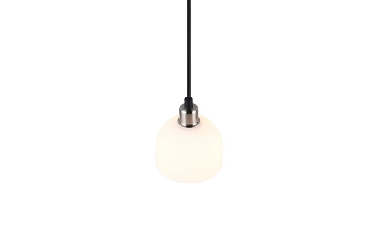 r31861007_1.jpg
