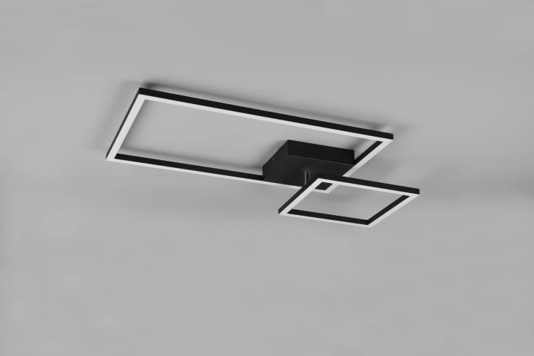 R62642432_4.jpg