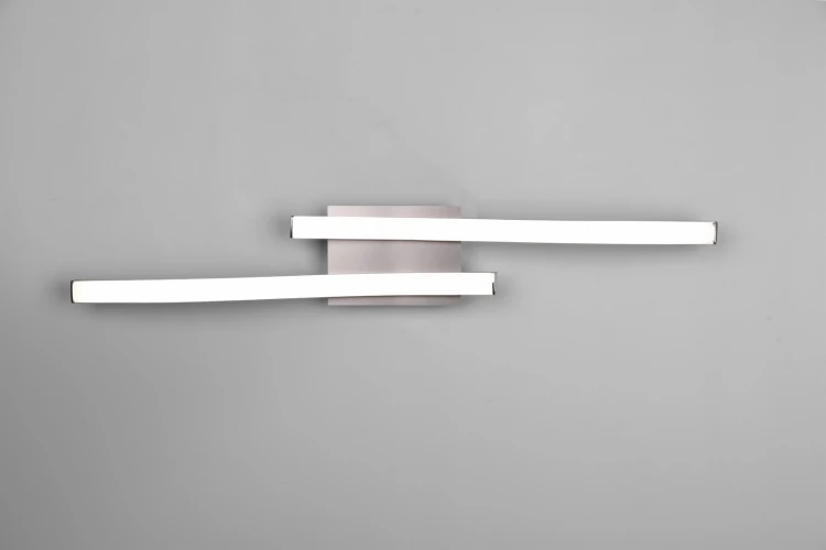 R62472407_1.jpg