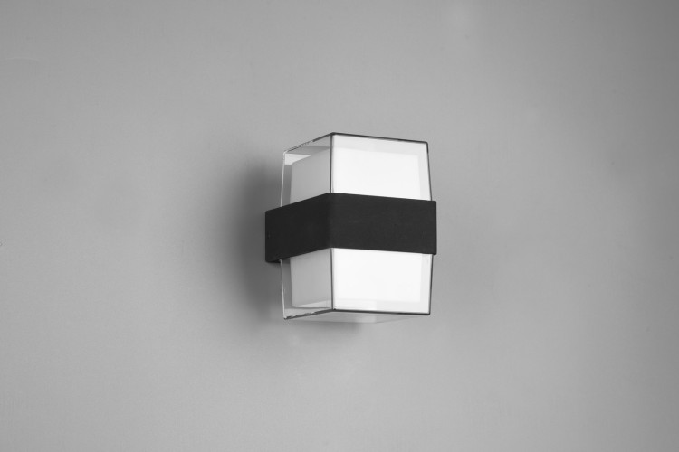 R22062142_1.jpg