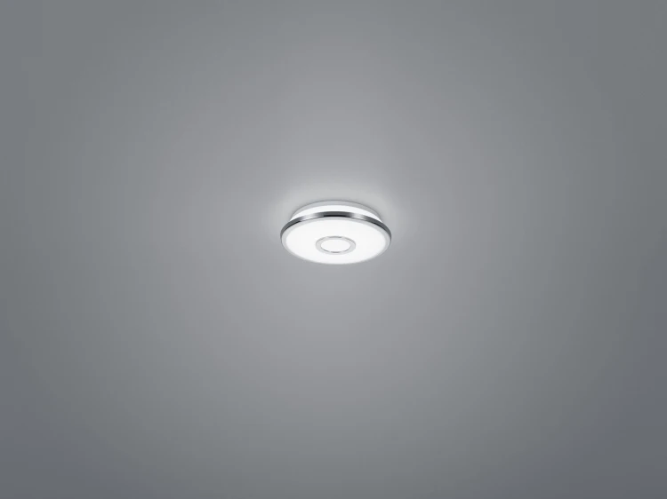 678711206_1.jpg