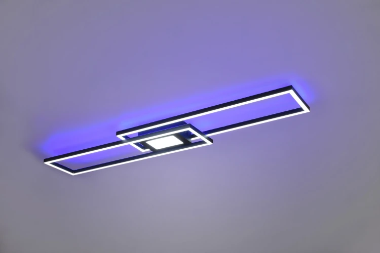 670710532_3.jpg