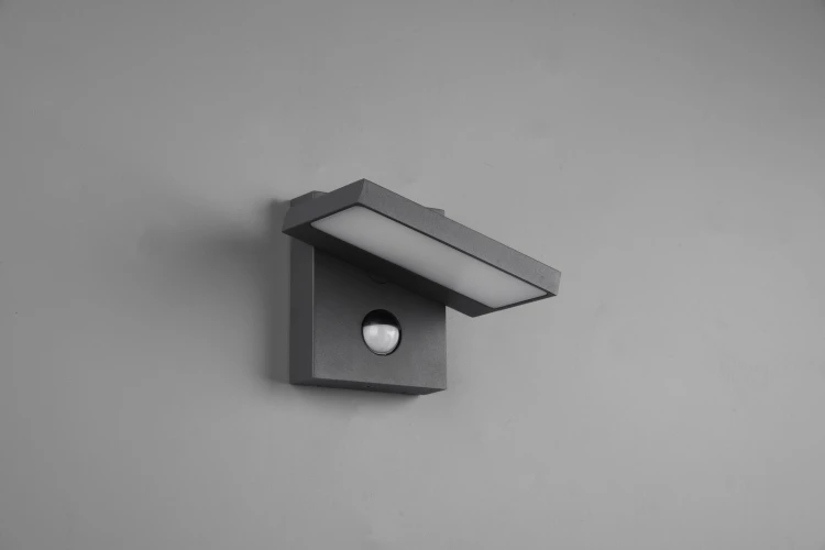 226369142_3.jpg