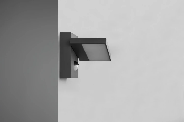 226369142_5.jpg
