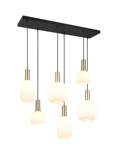 319800608.jpg