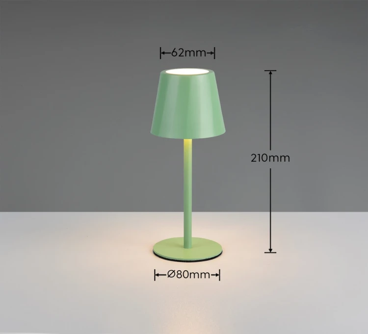 R55961149_d.jpg